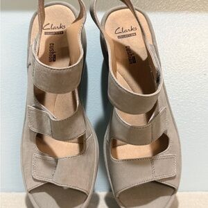 Clarks | Shoes | Clarks Womens Reedly Juno Wedge Sandal Size 85m Soft ...